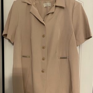 WOMAN SHORT SLEEVE BLAZER AND PANT STUDIO C SUIT SIZE 16W Tan 2 PIECE SET.
